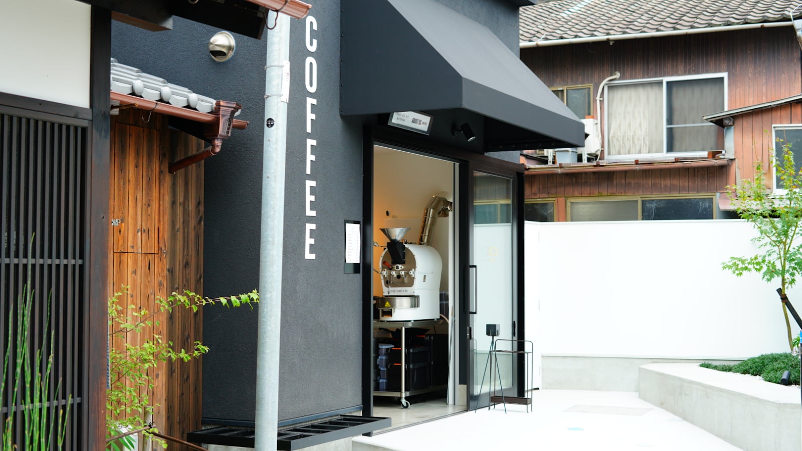 ABOUT US COFFEE FUSHIMI INARI roastery