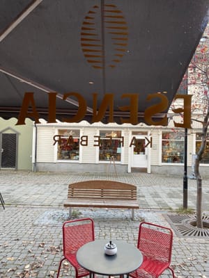 Esencia kaffebar Harstad