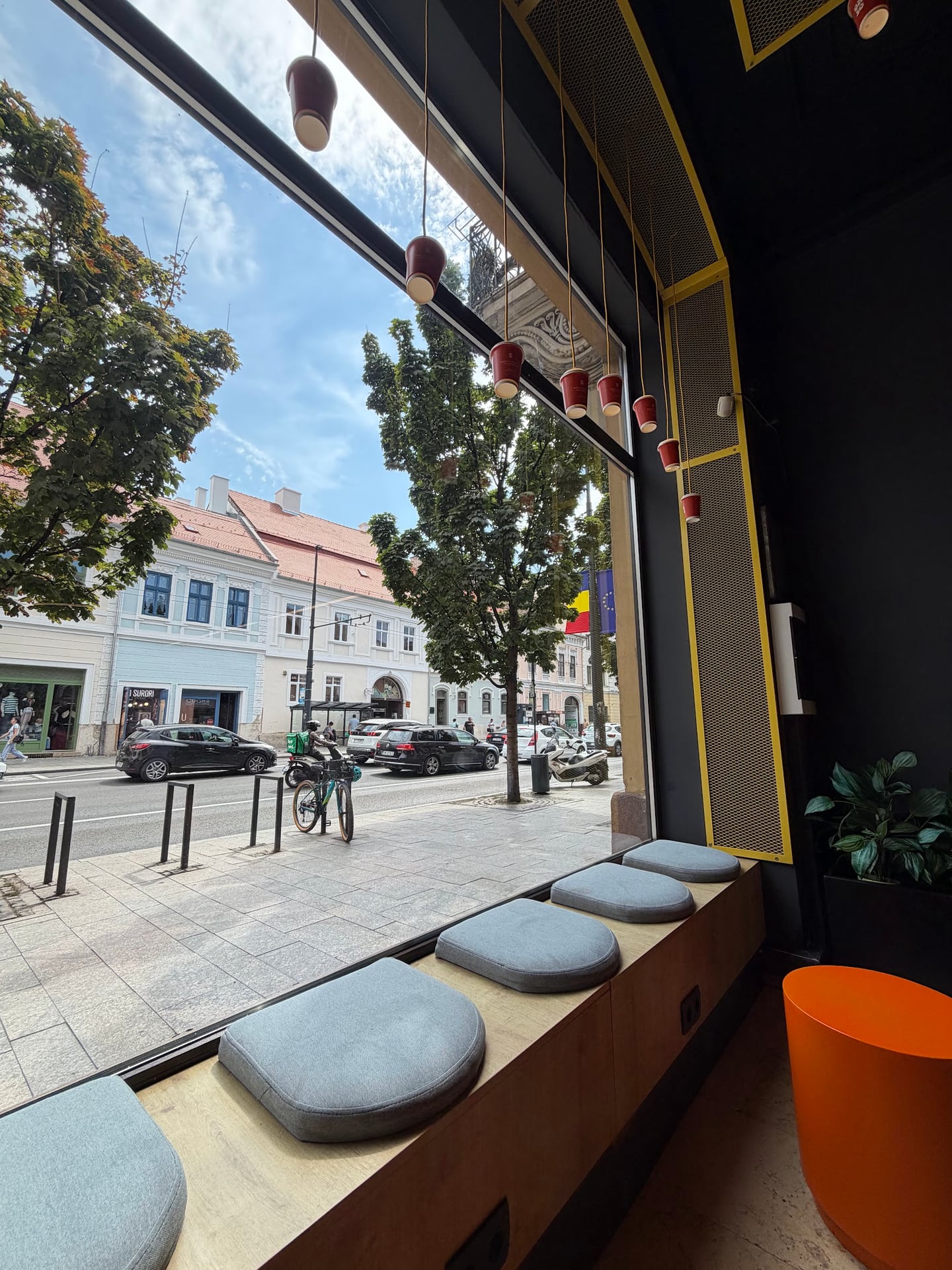 ORSO - Specialty coffee&Tapas interior